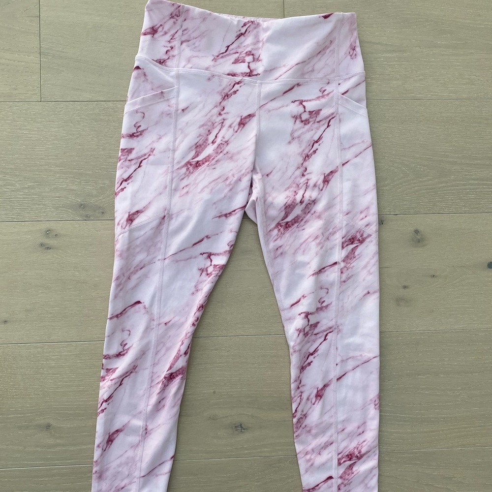 Kiava pink marble crop leggings 22 inch.